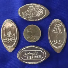 Szimpla 2019: logo, törpe, trabi, lámpa